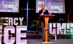 What does God say about doing justice? Image